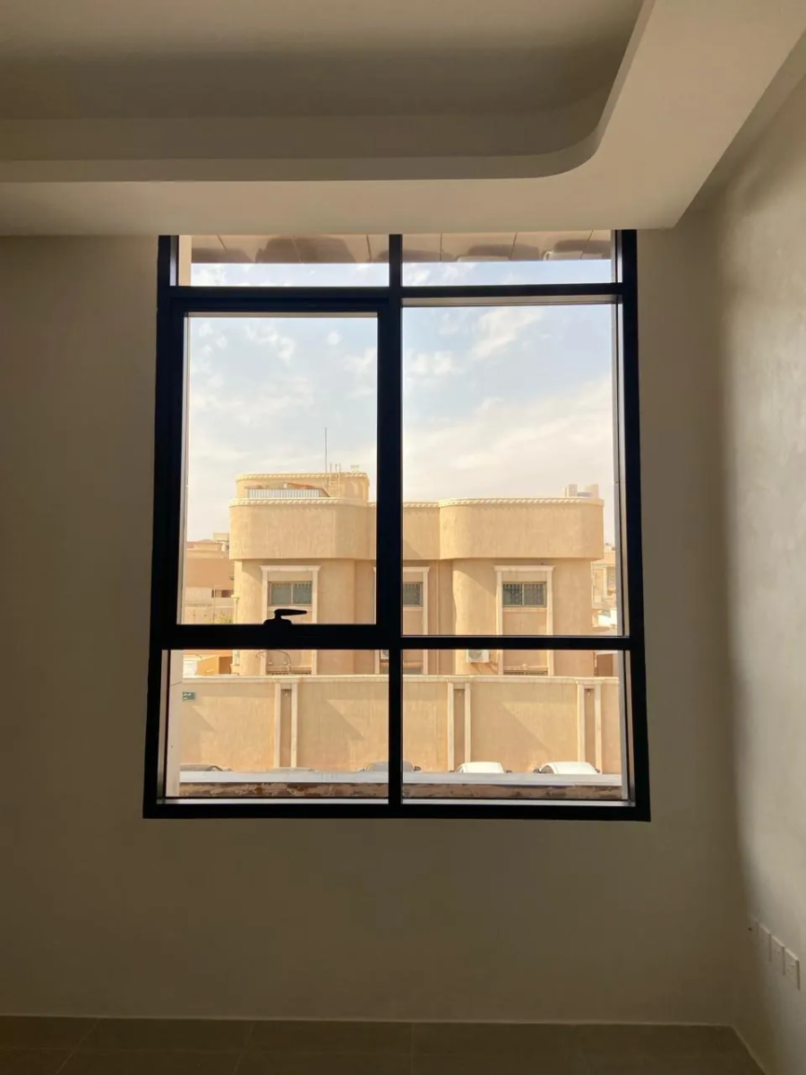 الألمنيوم والزجاج