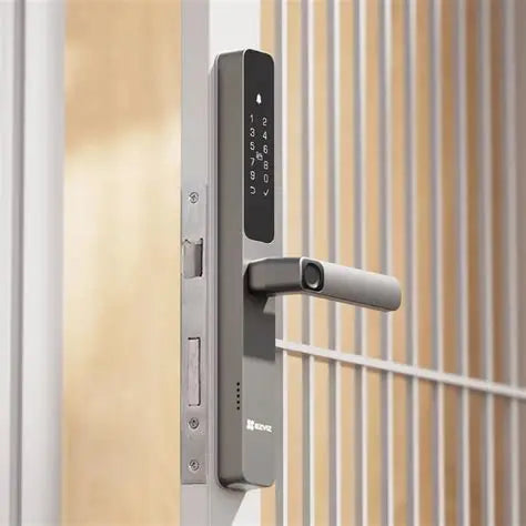 الأقفال الذكية EZVIZ DL06 من ControlMax - صورة 2